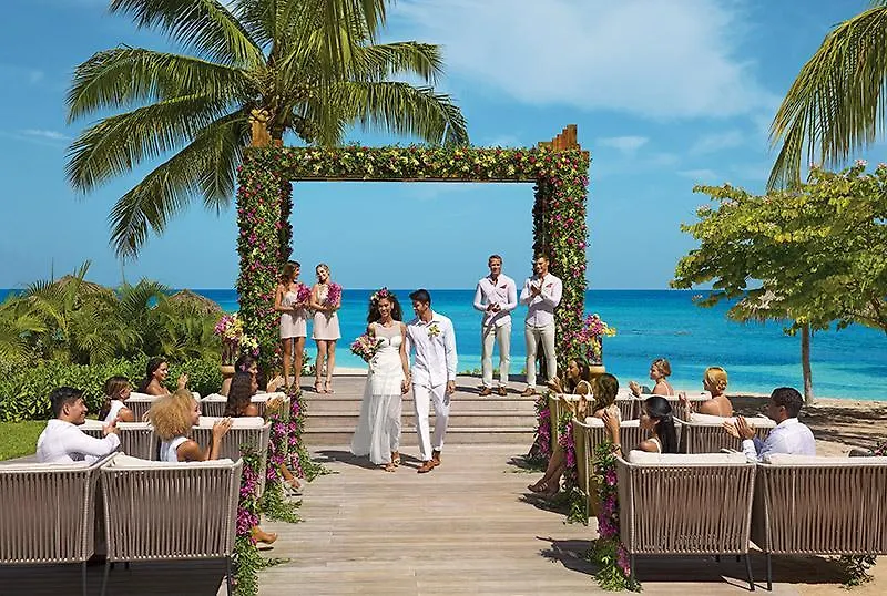 Breathless Montego Bay Hotel 5*,